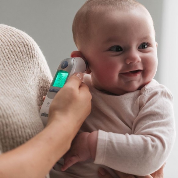 Thermomètre auriculaire infrarouge Thermoscan 7 avec fonction Age Precision - Braun la marque n°1 auprès des médecins*