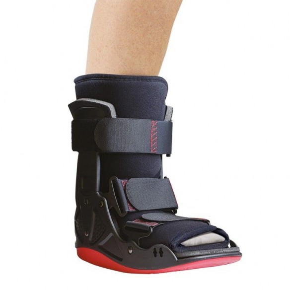 Botte d'immobilisation du pied et de la cheville MaxTrax XCEL courte - Donjoy