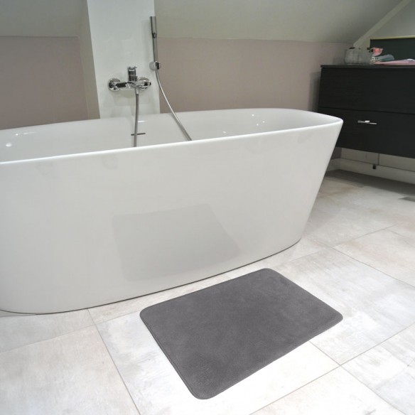 Tapis de sortie de bain et douche antidérapant à mémoire de forme Secure Soft | ADAM Orthopédie & Matériel Médical Tapis de sortie de bain et douche antidérapant à mémoire de forme Secure Soft | ADAM Orthopédie & Matériel Médical