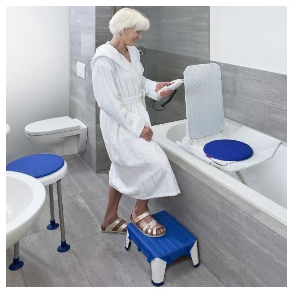 Marchepied avec revêtement Aquatec Step