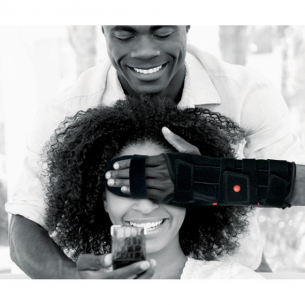Orthèse poignet et doigts DigiForm + Donjoy Enovis 2